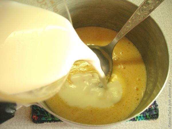 Молочное суфле с цукатами